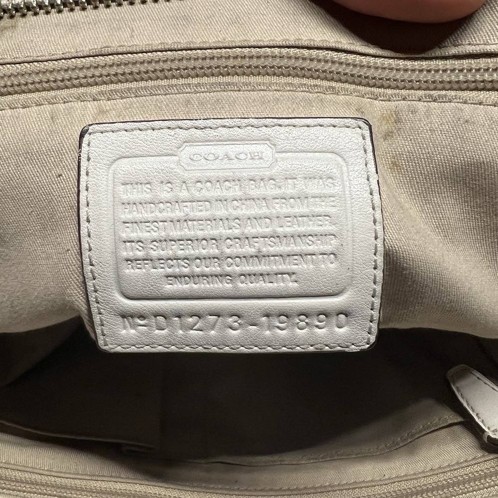 Coach Legacy Leather Medium Handbag Purse White 19890 - Picture 9 of 12
